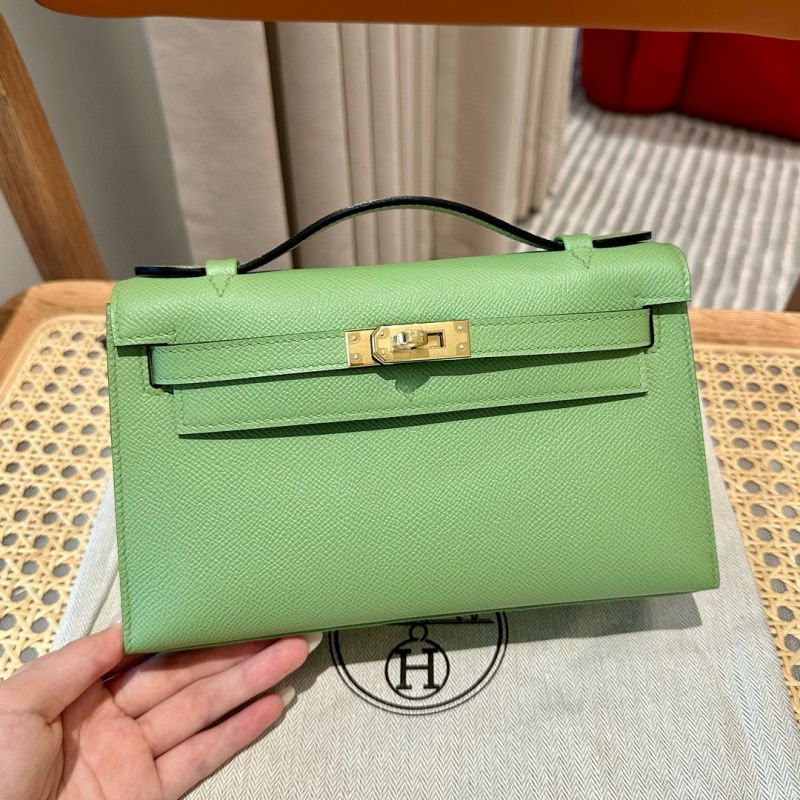 Hermes Kelly Pochette in Epsom Leather-Vert Criquet